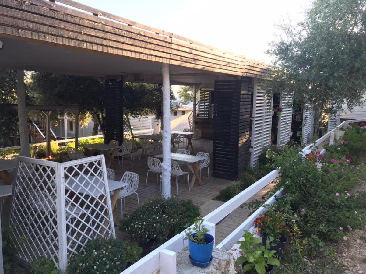 Albanian Garden Hotell Gjilek Exteriör bild
